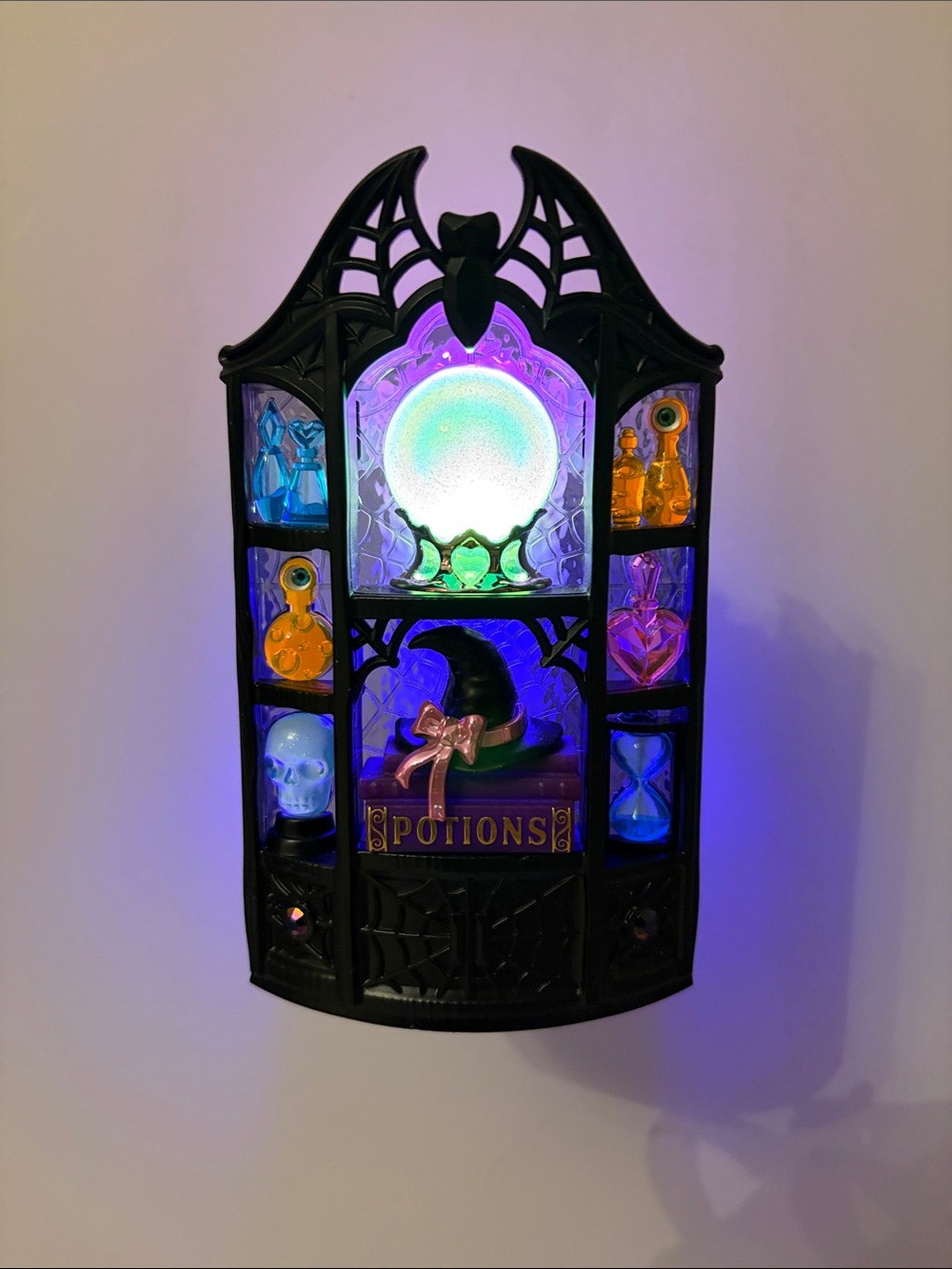 Bath and Body Works Halloween Potion Shelf Wallflower diffuser